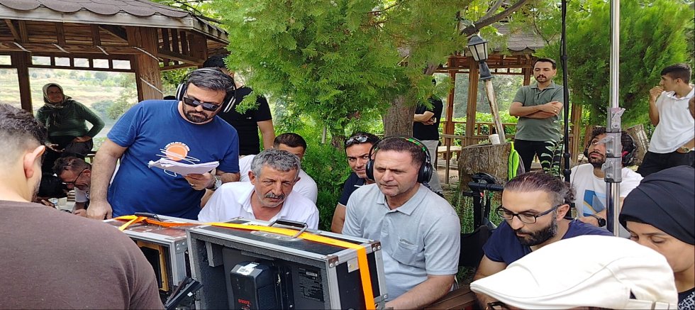 KEBAN BELEDİYESİ BAŞKANI YÜCEL DOĞAN,GANİ RÜZGAR ŞAVATA VE OYUNCULAR İLE BİR ARAYA GELDİ.