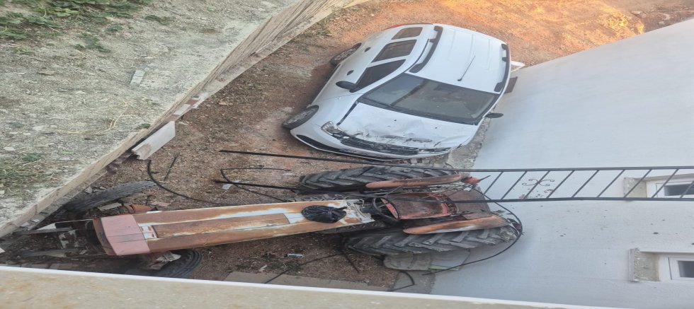 Koynuşağı Köyü'nde Trajik Bir Kaza: Yaşlı Sürücü Ağır Yaralandı