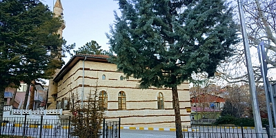 AĞIN CADDE VE SOKAKLARI SESİZLİĞE BÜRÜNDÜ 