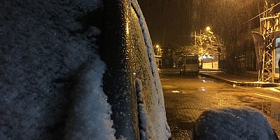 Keban’a yılın ilk karı yağdı