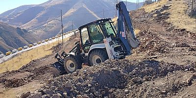 Keban’da Temiz İçme Suyu Projesi Hayata Geçti: 4.900 Metre Asbestli Boru Değişecek, Tüm Mahallelere Ayrı Vanalı Yeni Şebeke Kurulacak