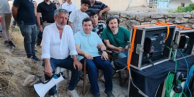 Keban Kaymakamı Furkan Atalık, Denizli Köyü’nde “Ses Ver Kader” Film Setini Ziyaret Etti.