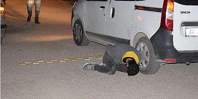 Polisin 'dur' ihtarına uymayan sürücü otomobili bırakıp kaçtı